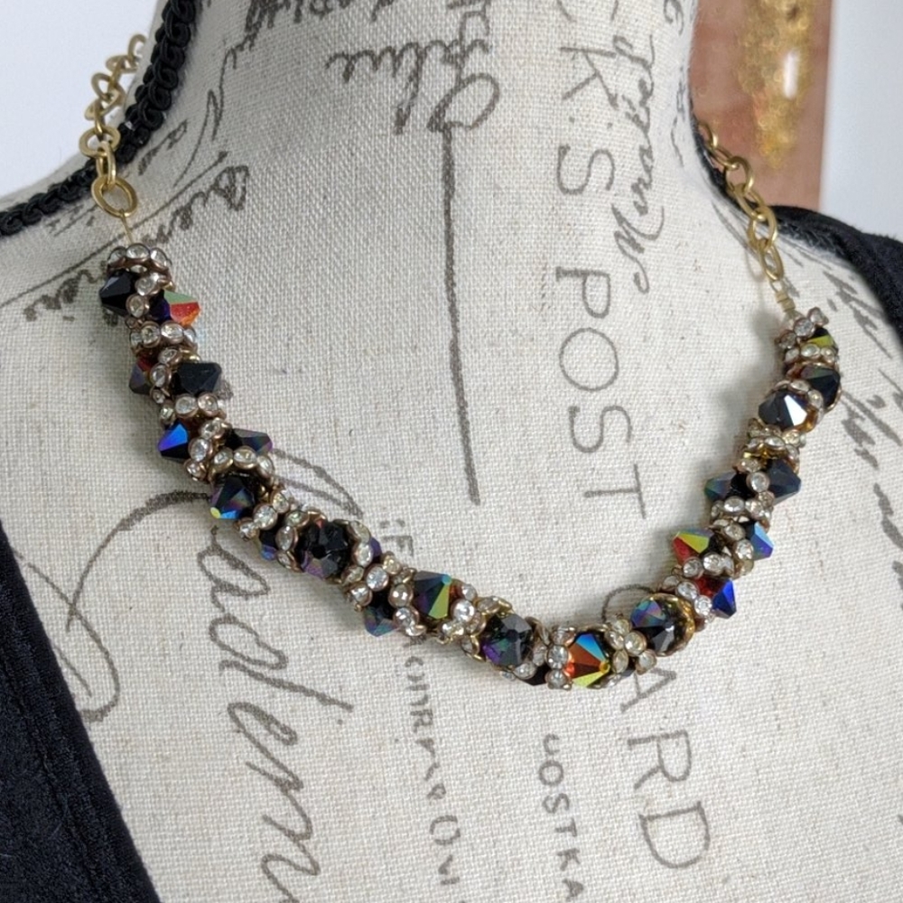 Austrian crystal necklace on gold matte metal